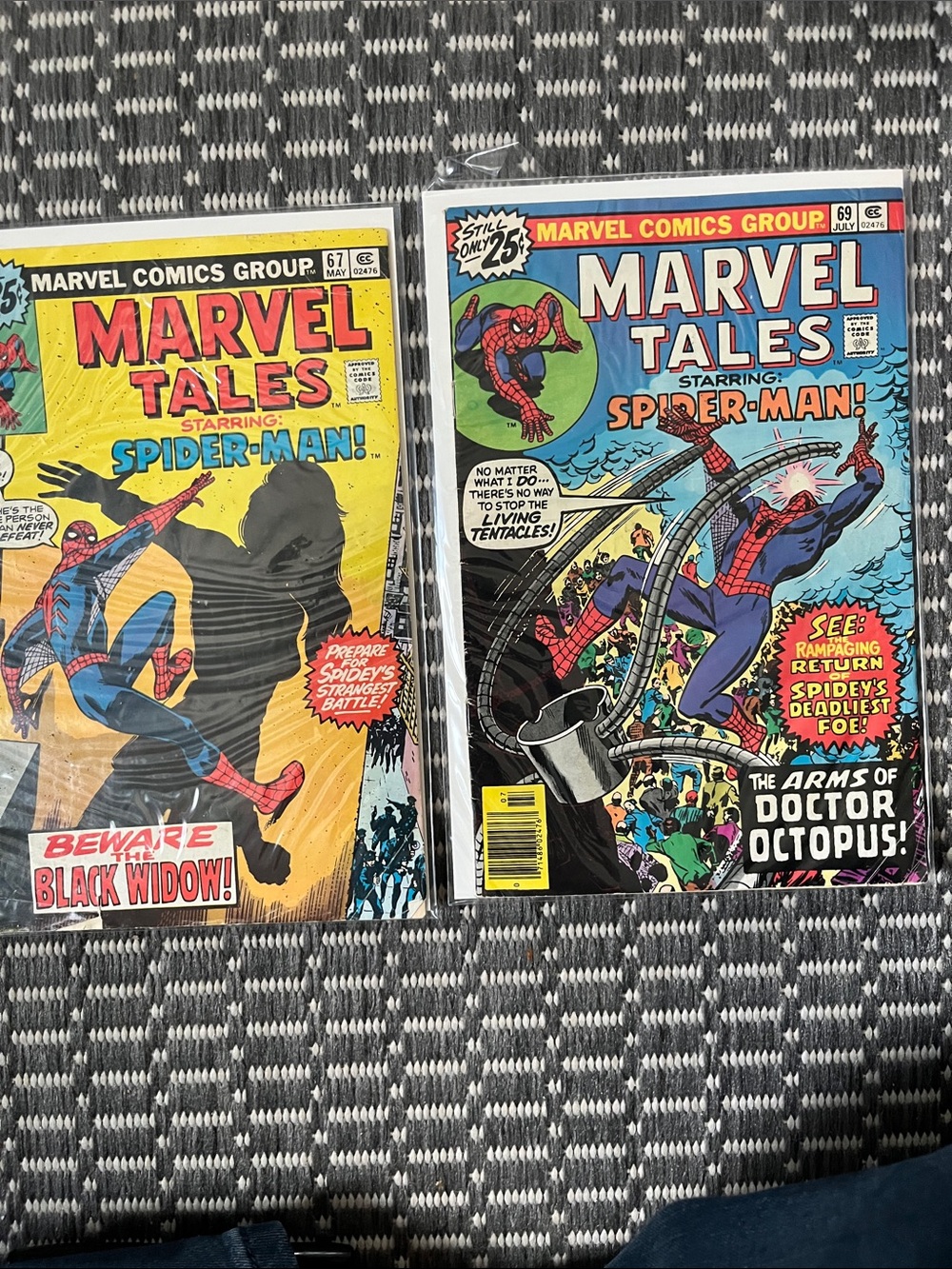 Marvel comics presents Marvel tales issues, 67& 69
Spider-Man 1976 bag & bored